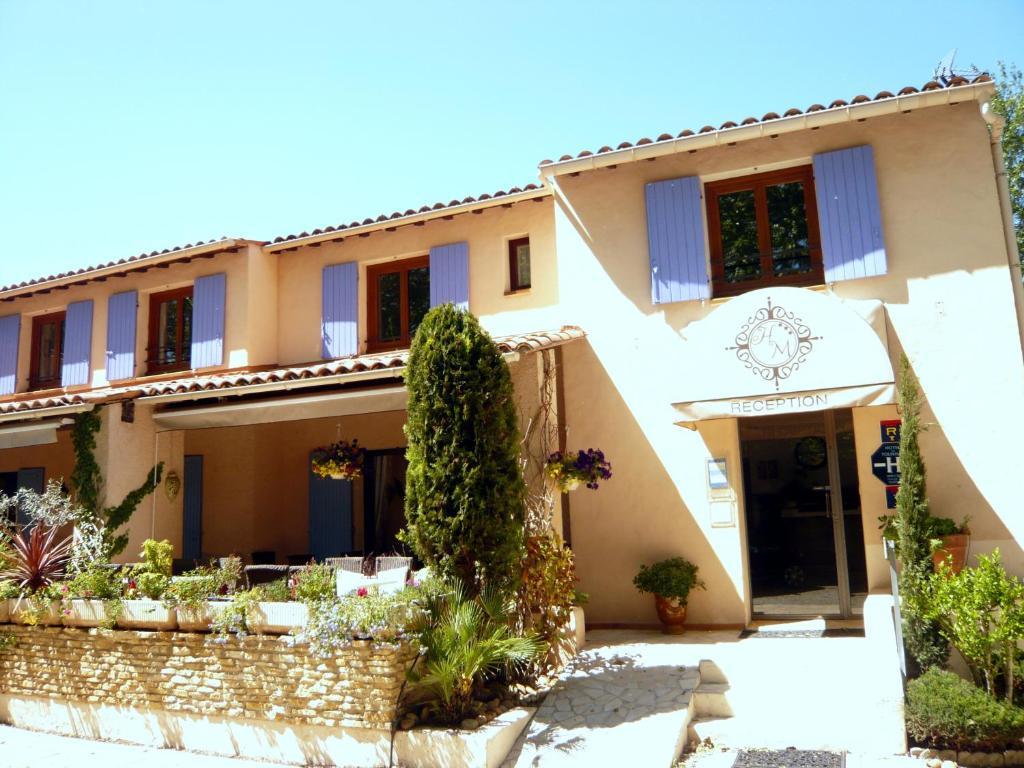 Mistral 3*