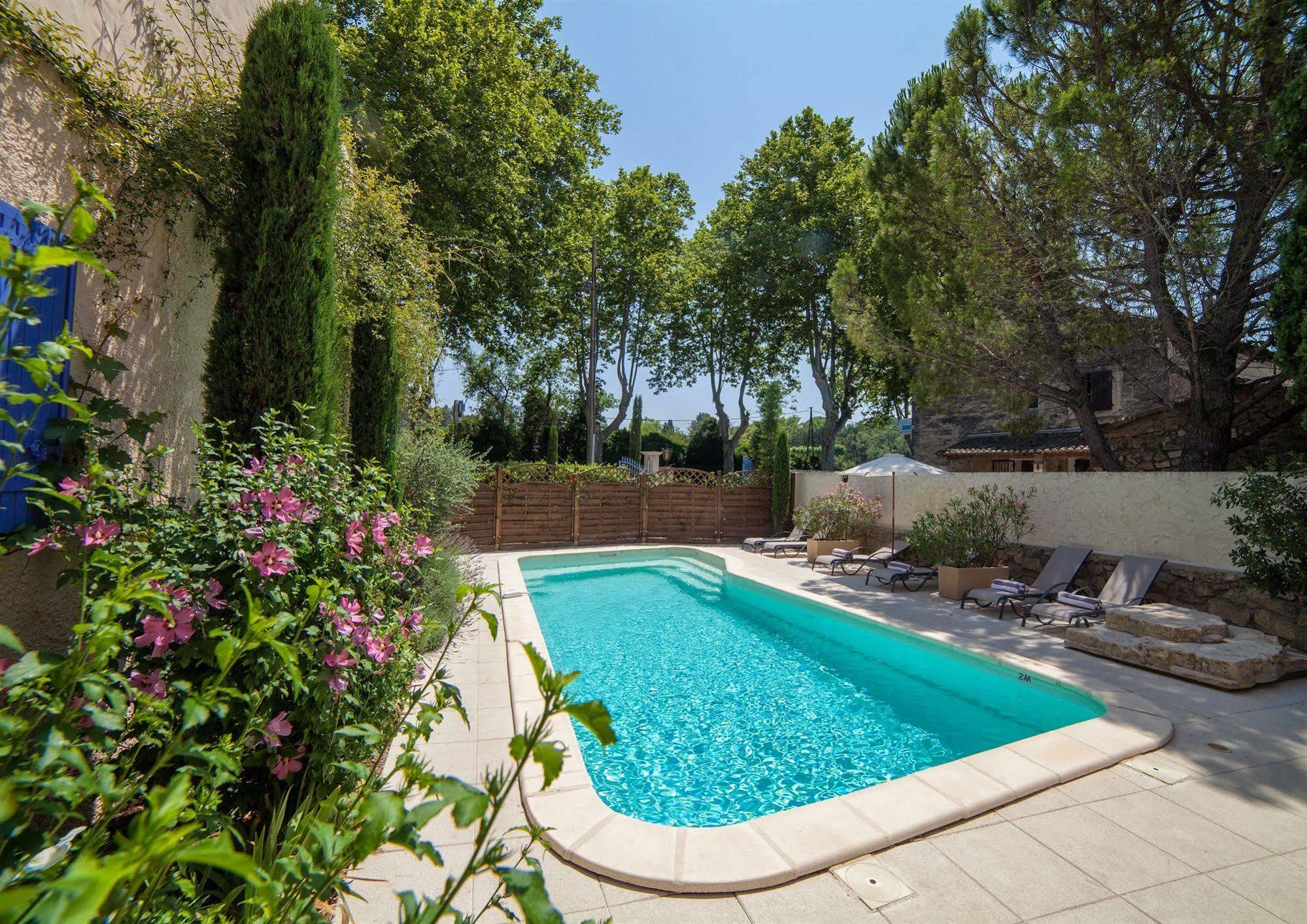 Hotel Mistral Mas-Blanc-des-Alpilles