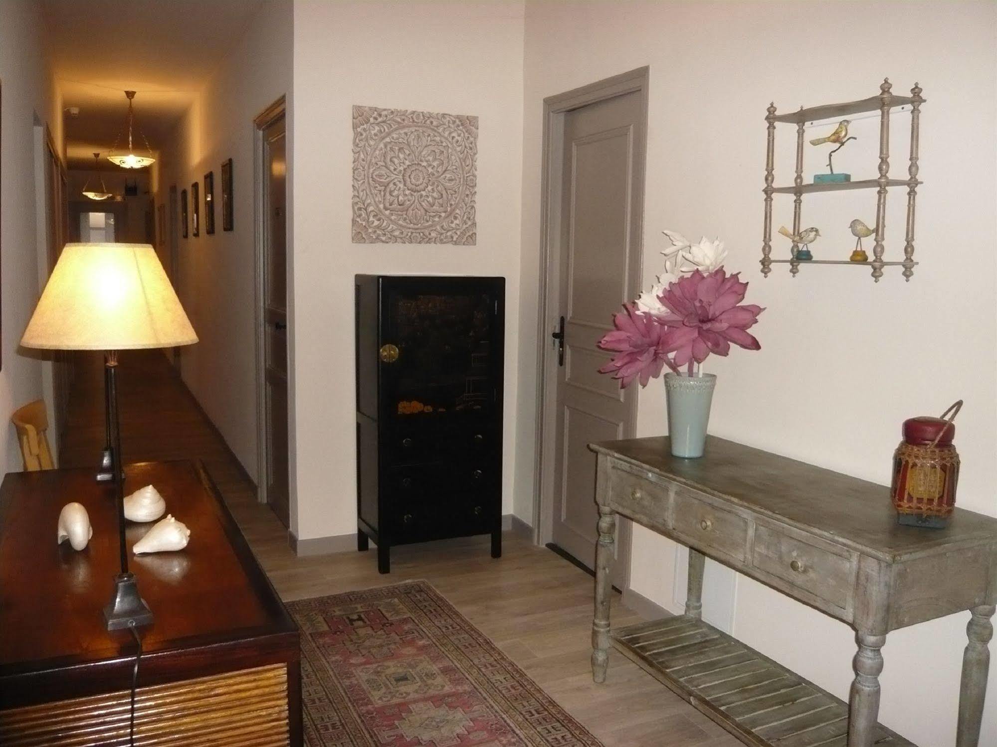 Mistral Hotel 3*